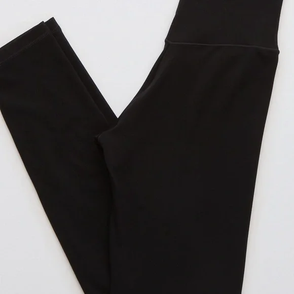 OFFLINE By Aerie Real Me High Waisted Crossover Legging - Black XXS - Picture 6 of 12